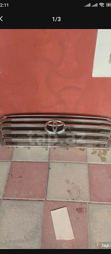 2 el kompresor: Toyota radiator barmaqlığı (ön panjur) - Orijinal Toyota loqolu, xrom — 1