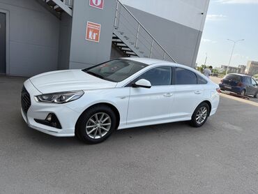 Hyundai: Hyundai Sonata: 2018 г., 2 л, Автомат, Газ, Седан