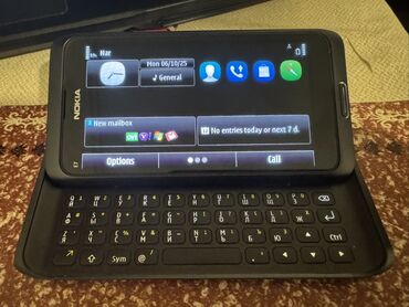 Nokia: Nokia E7, 16 GB, rəng - Boz, Sensor — 7