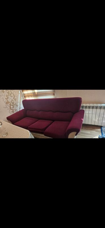 Divan və kreslo dəstləri: İşlənmiş, Divan, Divan, Bazasız, Açılmayan