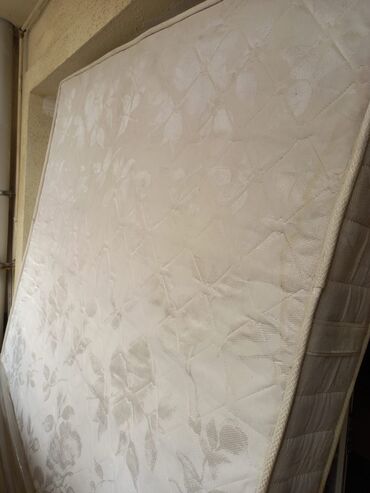 Matraslar: Sadə matras