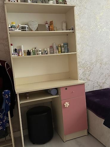 ucuz mebeler: Yeniyetmə və ya uşaq otağı üçün nəzərdə tutulmuş mebel dəsti satılır — 3