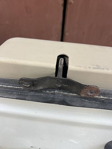 Крышки багажника и комплектующие: Крышка багажника Infiniti, 2010 г., Б/у, Оригинал — 13