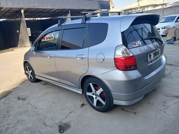 Honda: Honda Fit: 2003 г., 1.5 л, Вариатор, Бензин, Хэтчбэк