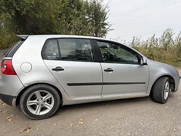 Volkswagen Golf V: 2004 г., 1.4 л, Механика, Бензин, Хэтчбэк