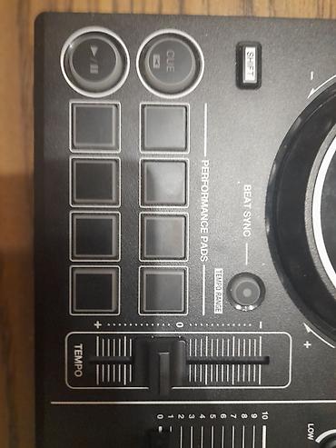 dj kontroler: Her kese salam.DDJ 200.ideal veziyyetde,ev sheraitinde 2 3 defe — 5
