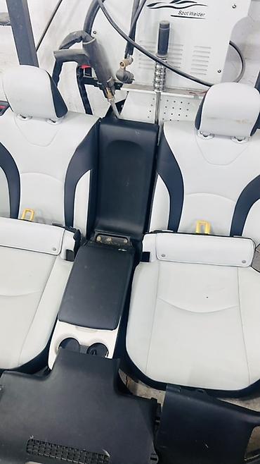 nexia 2 obshivka: Задний ряд (капитанские) сидения. Тойота приус прайм. PHV. Prius — 2