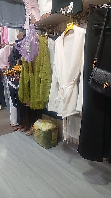 Кардиган, Короткая модель, Осень-весна, Вязаная модель at lalafo.kg Кардиган, Короткая модель, Осень-весна, Вязаная модель