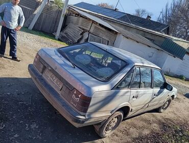nexia osh: Mazda 626: 1987 г., 1.6 л, Механика, Бензин, Хетчбек