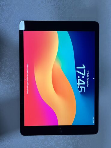 Модемы и сетевое оборудование: Apple iPad 9. Kino üçün istifadə olunub, ustada olmuyub təmiz