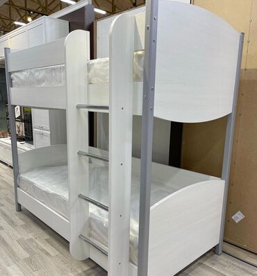 Столы: Двухъярусная кровать, Новый