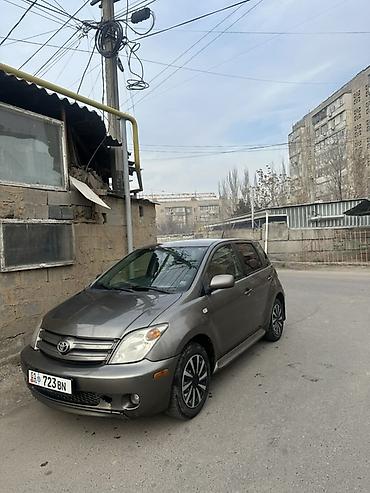 Toyota: Toyota ist: 2004 г., 1.5 л, Механика, Бензин, Хэтчбэк — 10
