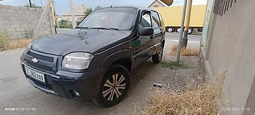 арзан нива: Chevrolet Niva: 2006 г., 1.7 л, Механика, Бензин, Внедорожник — 10