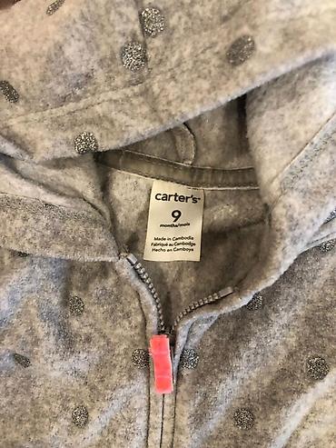 Детская одежда и обувь: Uşaq geyim dəsti – 3 ədəd üst geyimi - Boz kapüşonlu jaket: Carter’s — 4