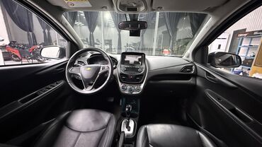 Chevrolet: Chevrolet Spark: 2016 г., 1 л, Автомат, Бензин, Хэтчбэк — 9