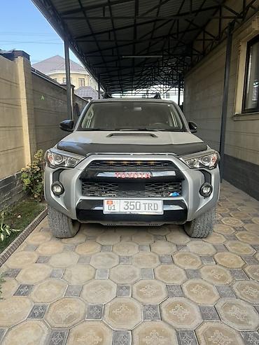 off roud: Toyota 4Runner: 2019 г., 4 л, Автомат, Бензин, Внедорожник — 1