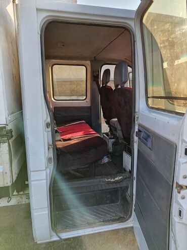 ищу машину в рассрочку: Mercedes-Benz Спринтер: 1999 г., 2.9 л, Механика, Дизель, Бус