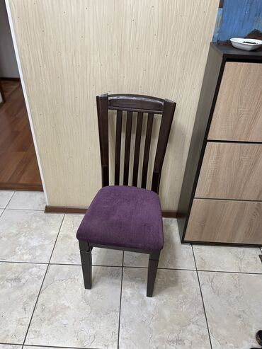полубарные стулья: Стулья Для кухни, С обивкой, Б/у