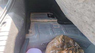 Chevrolet: Chevrolet Cruze sedan - Kuzov: 4 qapılı sedan, qara rəng - Mühərrik — 6
