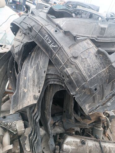 подкрылки мазда: Подкрылок Передний правый Nissan, 2005 г., Б/у, Оригинал