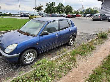 2001: Daihatsu, 2001 г., Б/у, Оригинал — 2