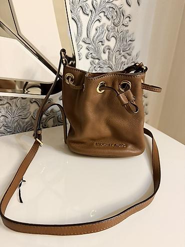 Məhsul: Michael Kors mini bucket çanta - Material: yumşaq teksturalı lalafo.az -da Məhsul: Michael Kors mini bucket çanta - Material: yumşaq teksturalı