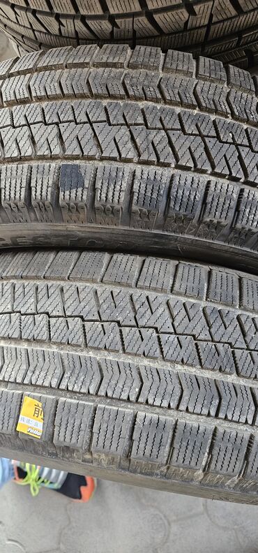 не нужные шины: Шины 225 / 60 / R 17, Зима, Б/у, Пара, Легковые, Япония, Bridgestone