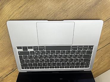 apple macbook air m1: Macbok ideal veziyyetde, 2 defe zaryatkaya qoyulub. hec bir prablemi — 4