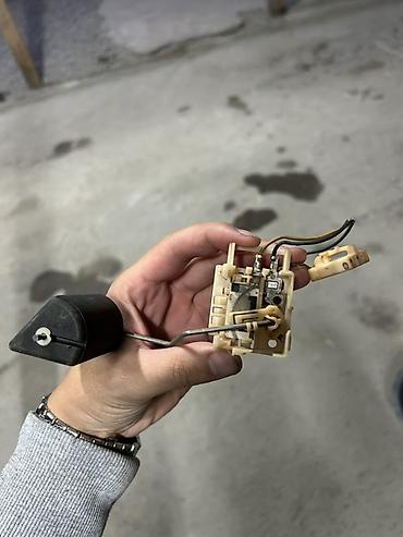 св 95: Сим карта Фит 4wD Датчик уровня топлива (поплавок) для бензобака.
072 — 1