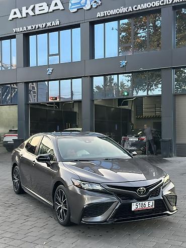 Toyota: Toyota Camry: 2021 г., 2.5 л, Автомат, Бензин, Седан — 3
