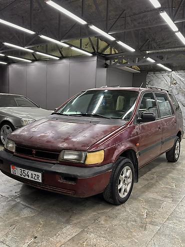 Mitsubishi Space Wagon: 1994 г., 2 л, Механика, Бензин, Универсал at lalafo.kg Mitsubishi Space Wagon: 1994 г., 2 л, Механика, Бензин, Универсал
