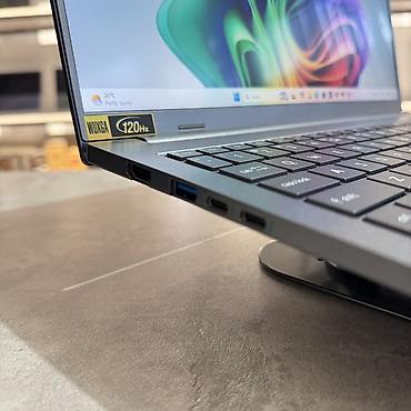 a 90: Ультрабук, Новый, Intel Core Ultra 5, В рассрочку — 3