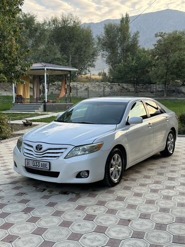 сидения на ниву: Toyota Camry: 2011 г., Автомат, Седан