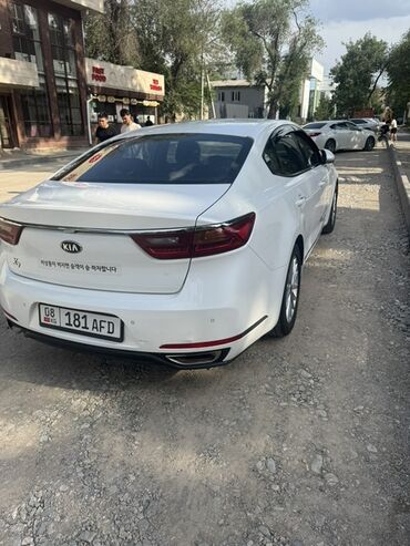 кия морлинг: Продается автомобиль Kia K7 белого цвета. Этот седан бизнес-класса