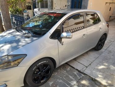 Toyota: Toyota Auris: 1.3 l. | 2013 έ. Χάτσμπακ — 3