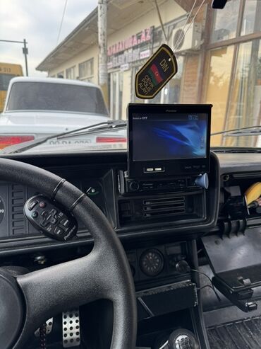 güzgü monitor: Monitor, Torpeda, Pioneer, LCD displey