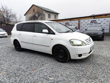 Toyota: Toyota Ipsum: 2002 г., 2.4 л, Автомат, Бензин, Минивэн