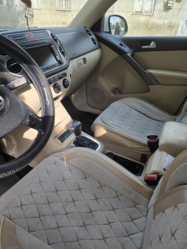 Ford: Volkswagen Tiguan