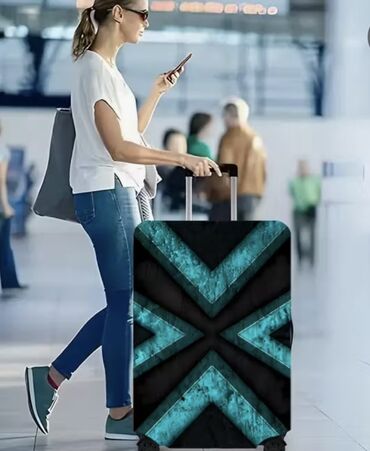 кожаный чемодан: Чемодан, Новый, Средний (40 - 70 л), С выдвижной ручкой