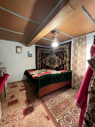 сдаю дом на иссык куле: Дом, 42 м², 4 комнаты, Агентство недвижимости, Старый ремонт