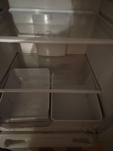 bosch soyuducu qiymetleri: 2 qapılı Indesit Soyuducu Satılır, rəng - Ağ