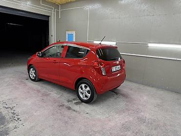 mini cuper: Chevrolet Spark: 2017 г., 1 л, Автомат, Бензин, Хэтчбэк — 3
