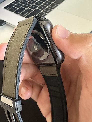 mi bend: Apple Watch Series 4 (GPS) - Корпус: алюминий, темно‑серый цвет — 4