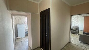 Продажа квартир: 1 комната, 37 м², 105 серия, 8 этаж, Старый ремонт