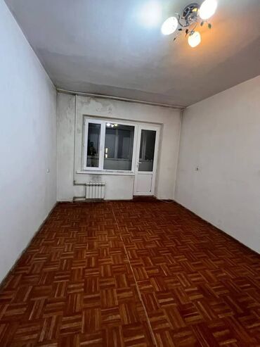 Продажа участков: 1 комната, 35 м², 106 серия, 7 этаж, Старый ремонт