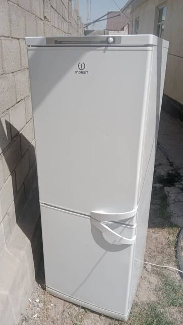Холодильники: Холодильник Indesit, На запчасти, Двухкамерный, 60 * 180 *