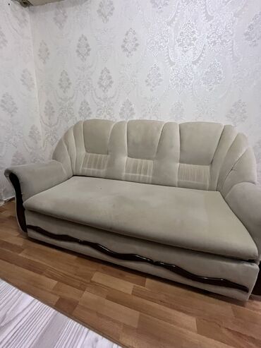 işlənmiş divanlar ucuz: Divan, İşlənmiş, Çatdırılma yoxdur