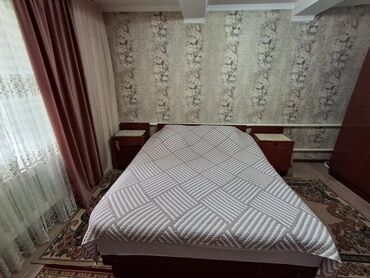 балясины для лестницы: Уктоочу бөлмө гарнитуру, Колдонулган, Эки кишилик керебет, Жыгач, түсү - Күрөң lalafo.kg да балясины для лестницы: Уктоочу бөлмө гарнитуру, Колдонулган, Эки кишилик керебет, Жыгач, түсү - Күрөң