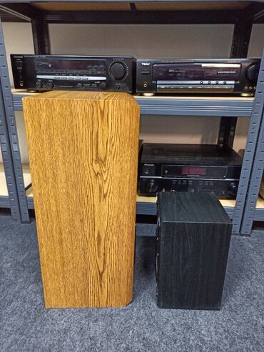 Zvučnici i stereo sistemi: Nad 801 mm (crni) i infinity reference 40 (BRAON) oba zvucnika su 90 na lalafo.rs — 2 Zvučnici i stereo sistemi: Nad 801 mm (crni) i infinity reference 40 (BRAON) oba zvucnika su 90 — 2