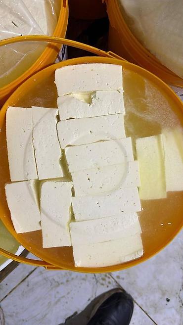 Qaymaq: UCUZ VƏ KEYFİYYƏTLİ . ÖZ KƏNDİMİZİN TƏBİİ MƏHSULLARI SATIŞDA. KƏND — 10